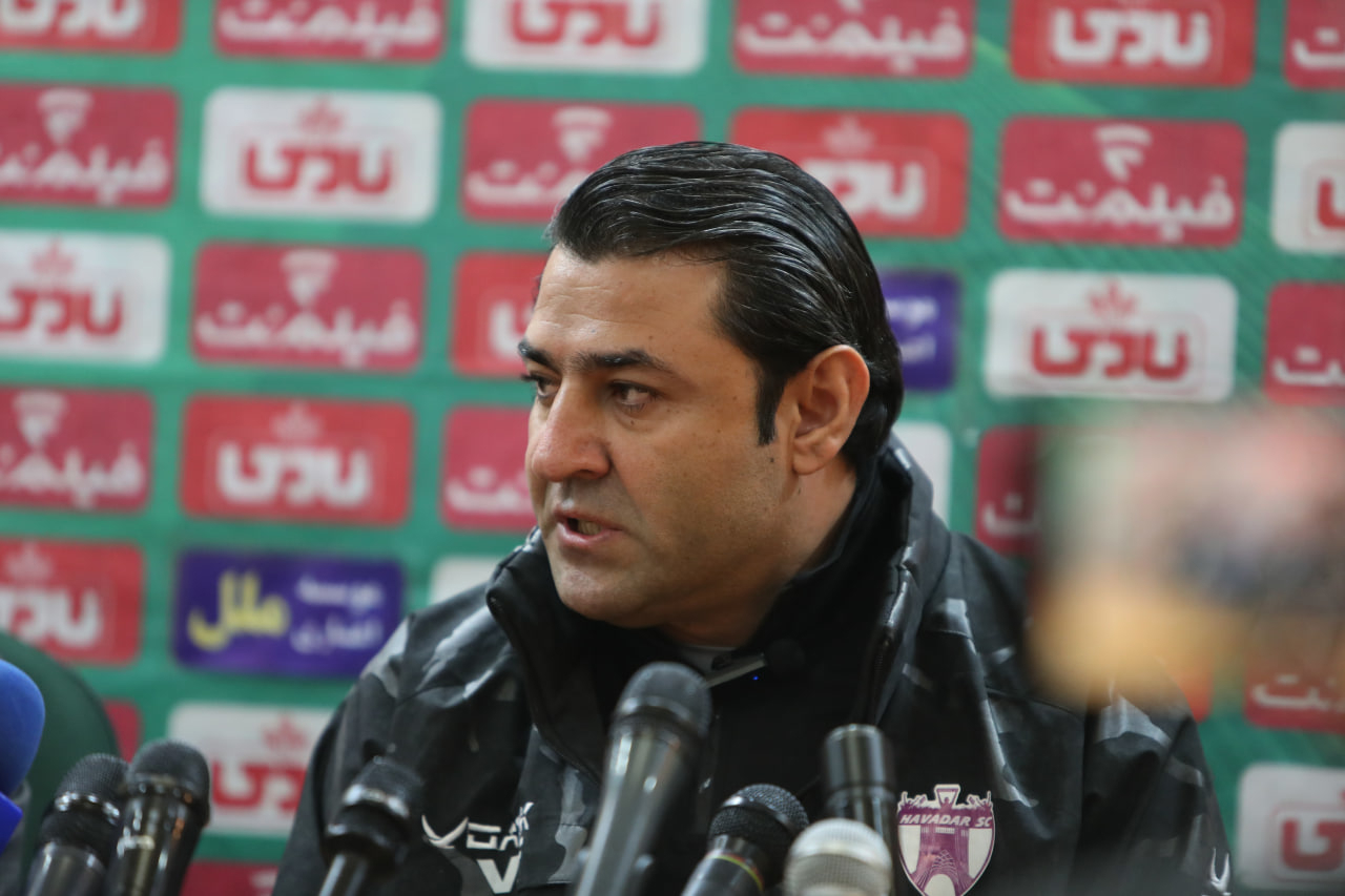 تصویر خبر: فاضلی: ۳۰ بازیکن باکیفیت در اختیار پرسپولیس وجود دارد