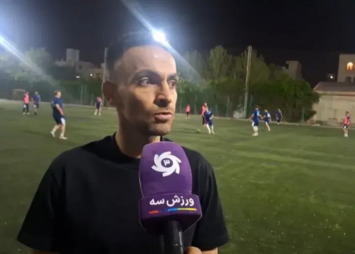 انتقاد سرمربی امید پرسپولیس از نحوه انتخاب مربیان ردههای پایه