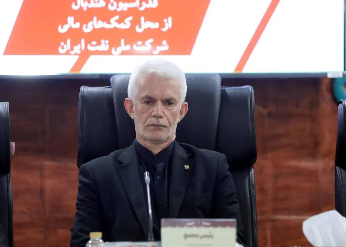 تصویر خبر: وزیر ورزش: از قلعه‌نویی برای جام ملت‌ها حمایت می‌کنیم