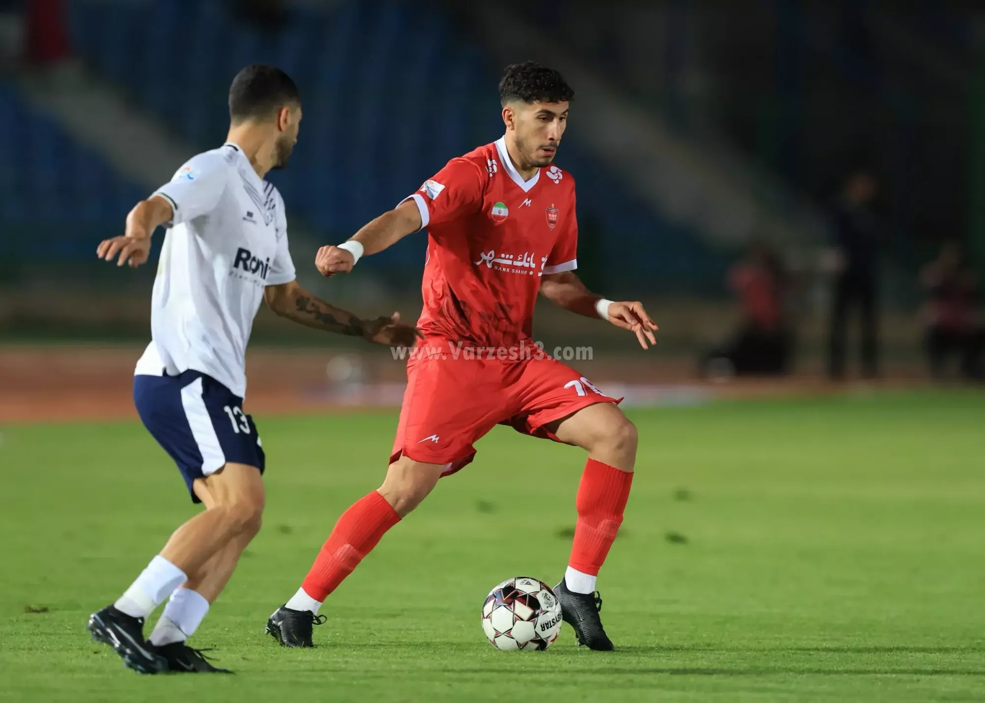 مدافع پرسپولیس به گلگهر پیوست و از سرخپوشان خداحافظی کرد