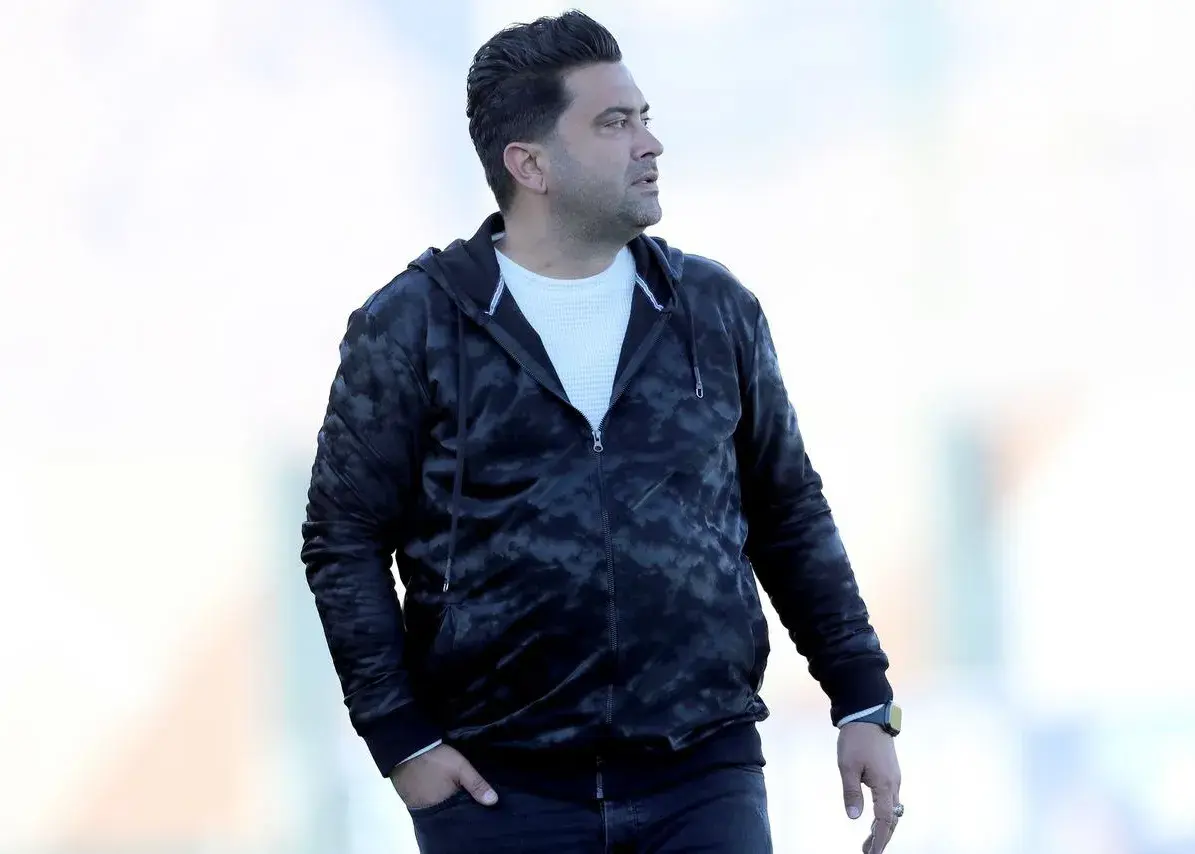 انتقادات شدید سرمربی چادرملو از پرسپولیس و سازمان لیگ!