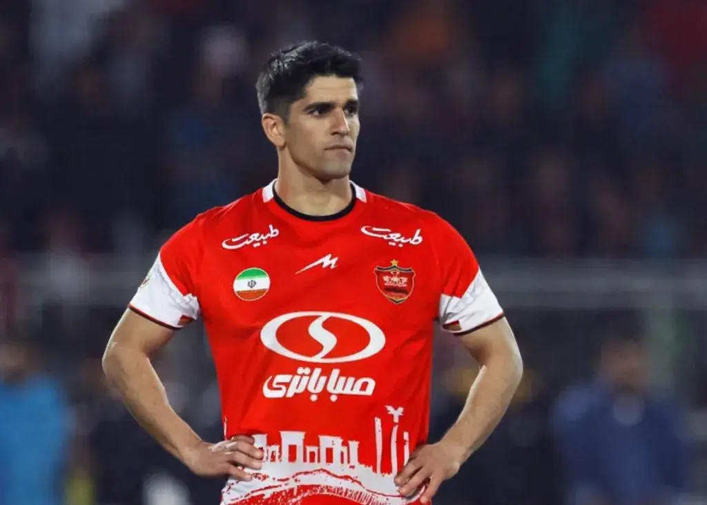 تصویر خبر: پایان همکاری مدافع پرسپولیس با باشگاه!