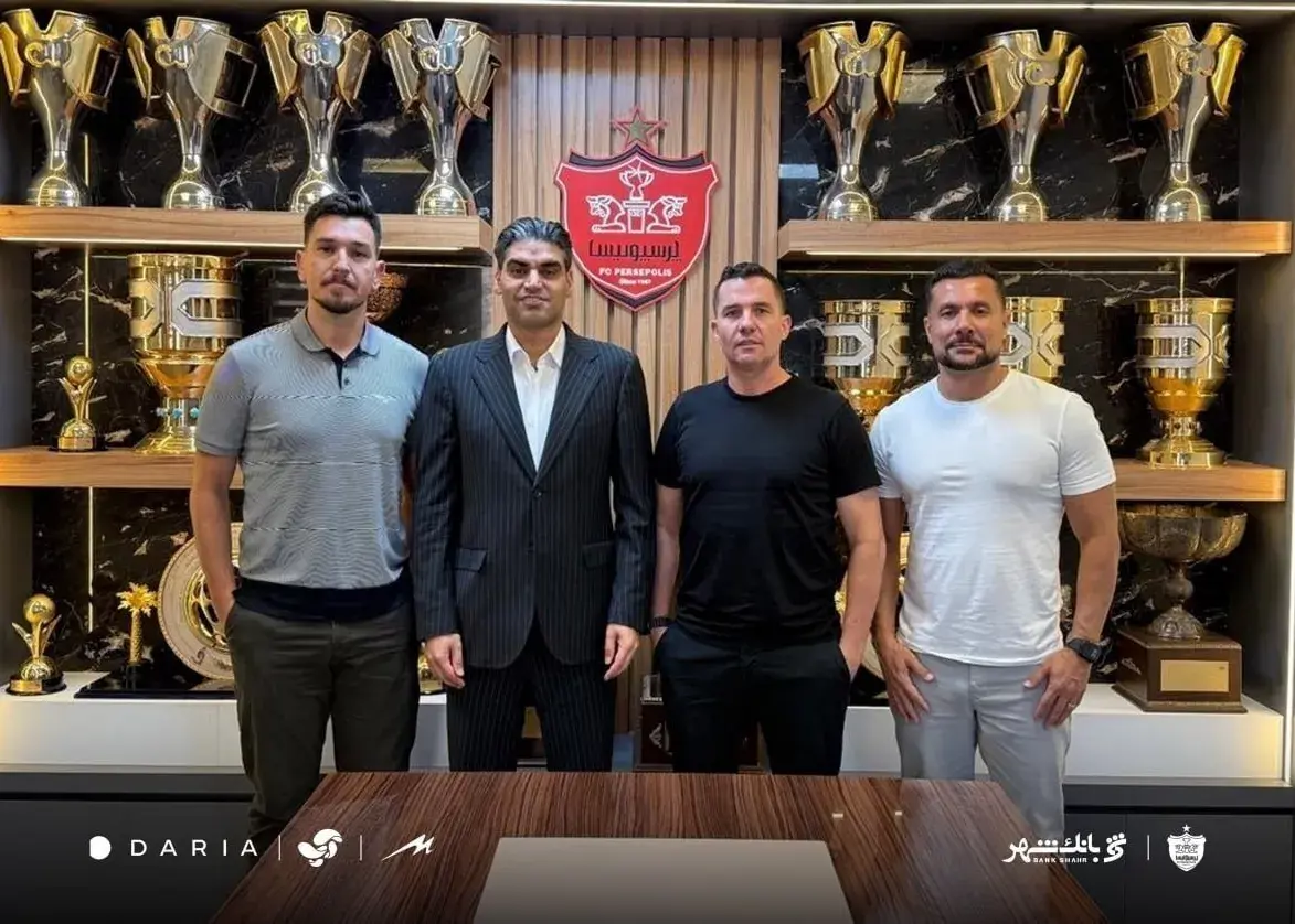 تصویر خبر: پرسپولیس: قطع همکاری با سرمربی برزیلی تیم