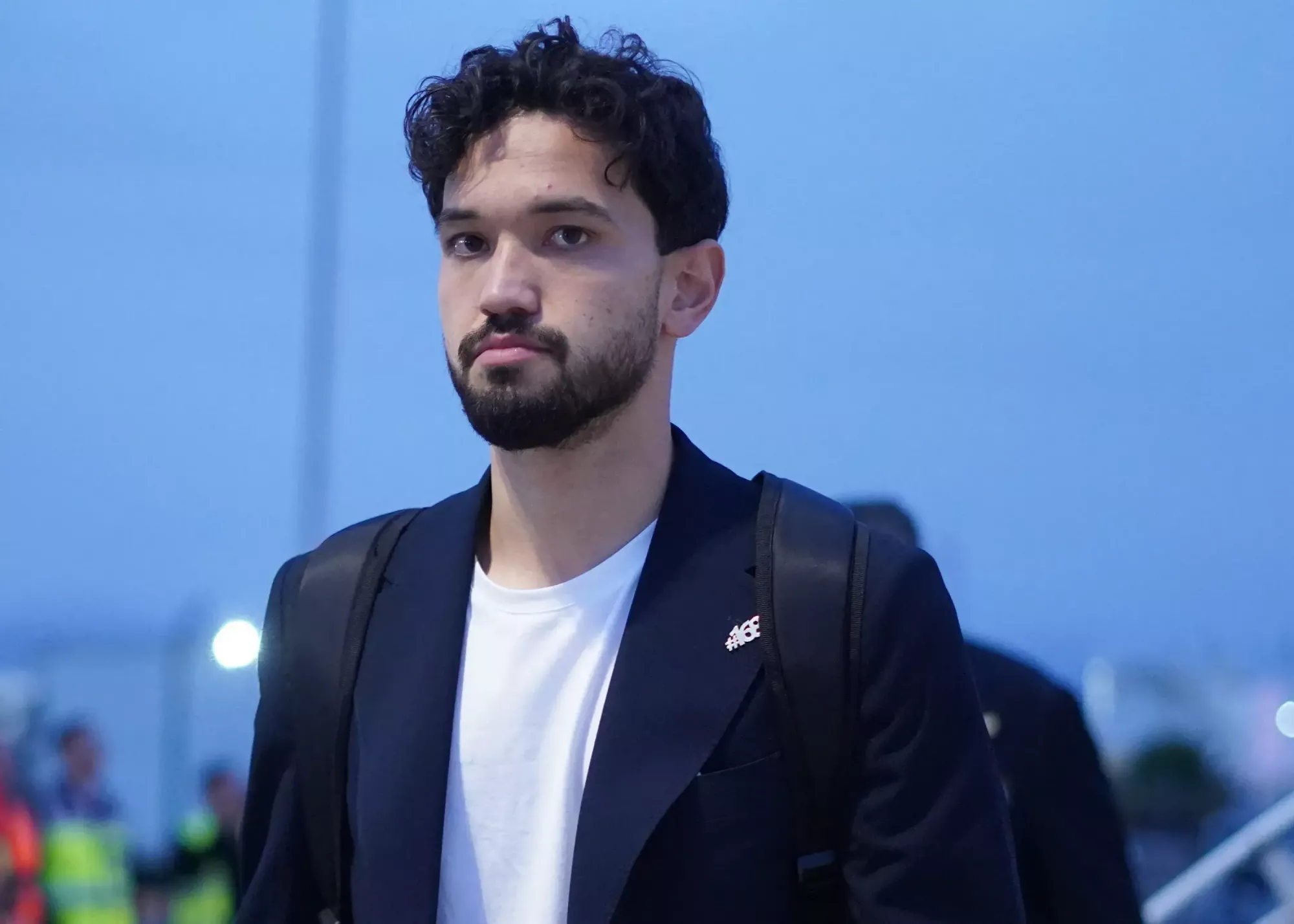 تصویر سیاه و سفید دانیال ایری با قلب قرمز؛ اولین واکنش به پیوستن به پرسپولیس!