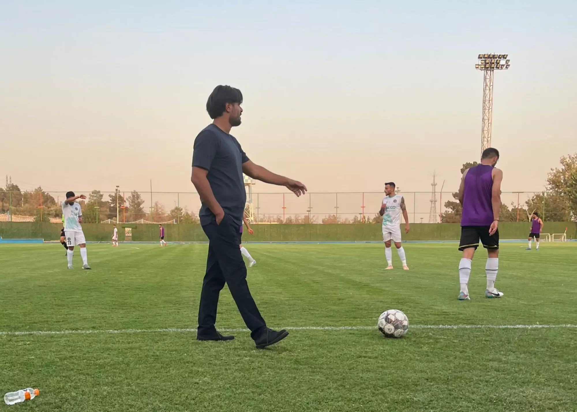 تصویر خبر: اختلافات همچنان پابرجا؛ دقیقی با بخشیدن حقوقش قراردادش را فسخ کرد!