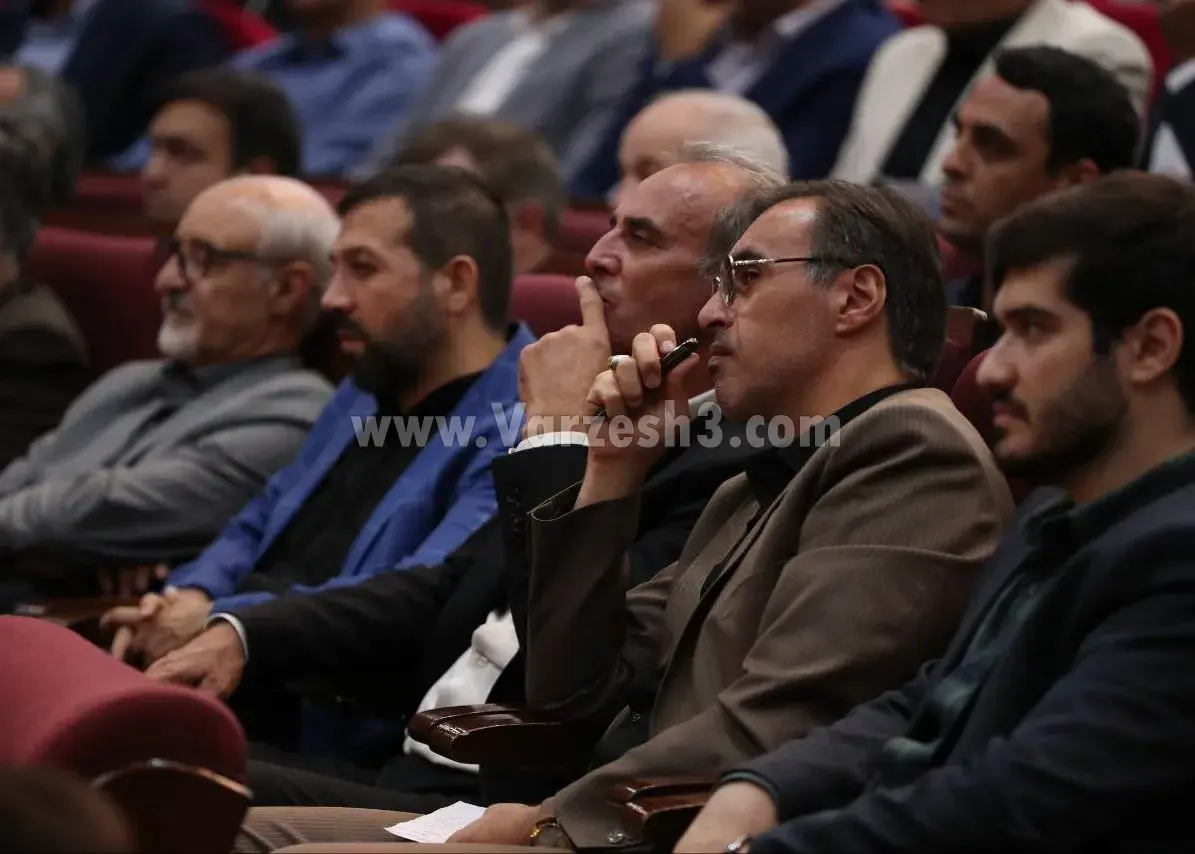 تصویر خبر: مدیرعامل شمس‌آذر: آرامش کامل در نیمکت تیم