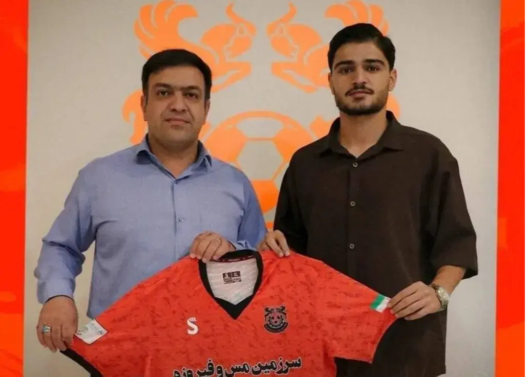 شهربابک، جذب رسمی بازیکن از استقلال را اعلام کرد