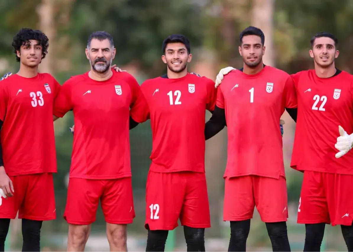 تصویر خبر: این تصویر، آینده دروازه‌بانان فوتبال ایران را آشکار می‌کند!