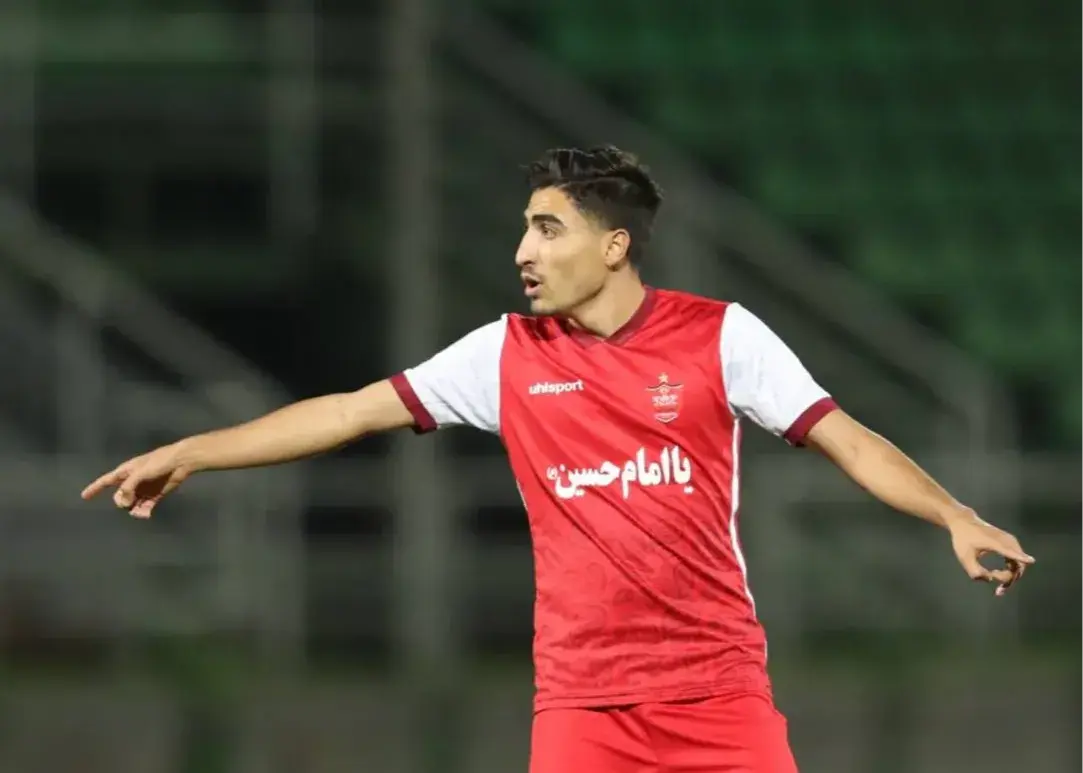 تصویر خبر: چپ استقلال، پرسپولیسی است(عکس)
