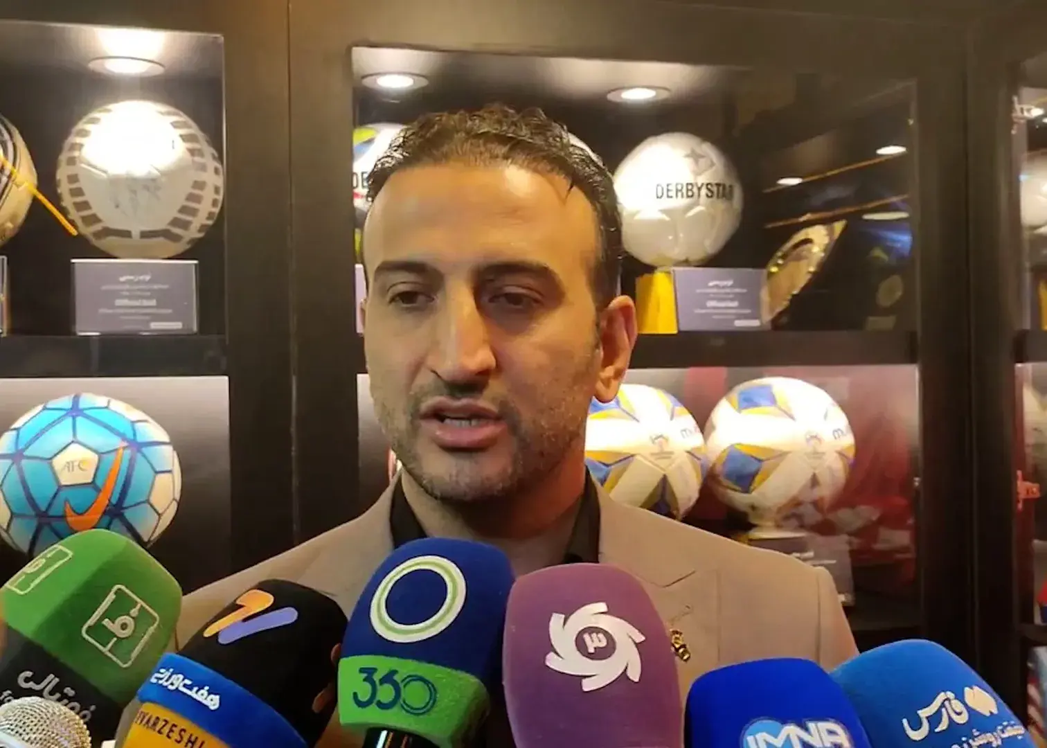 تصویر خبر: دو بازیکن جدید به اصفهان می‌آیند