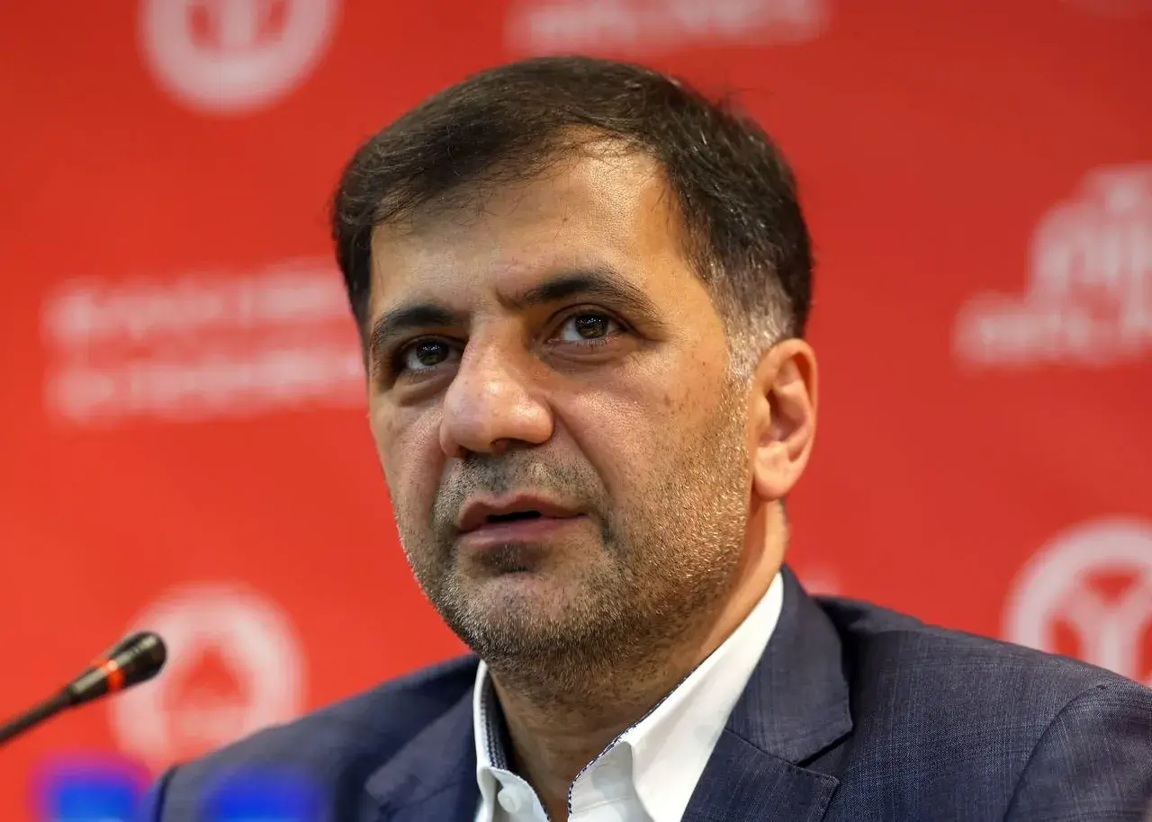 تصویر خبر: گفتگوی اختصاصی مدیرعامل تراکتور با رسانه سعودی