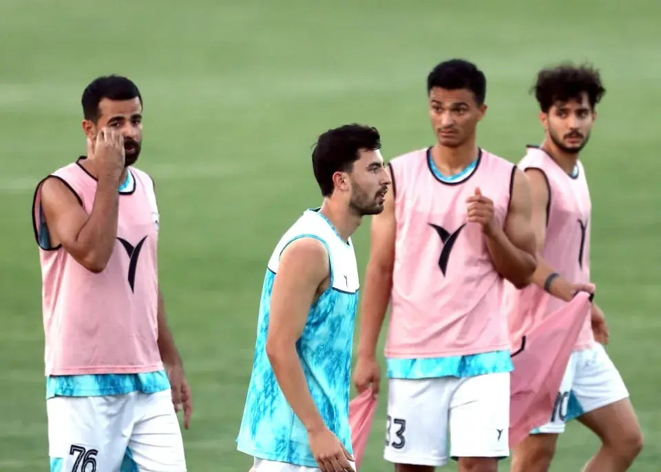 تصویر خبر: چادرملو با غیبت شش بازیکن به مصاف پرسپولیس می‌رود