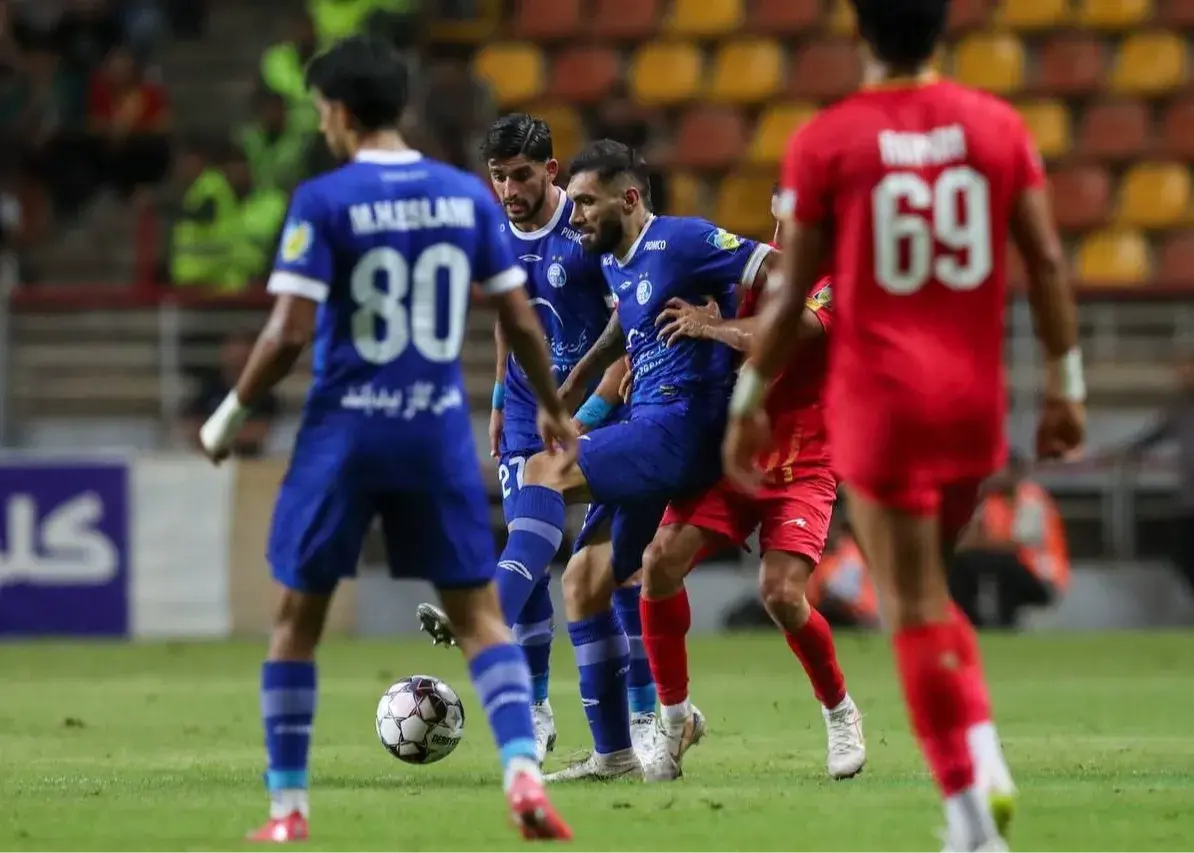 تصویر خبر: فولاد: استقلال توهین کرد و پرچمان را آتش زد