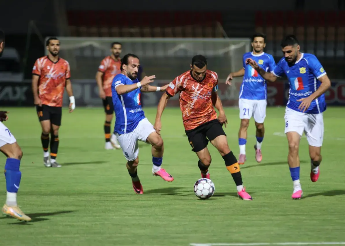 تصویر خبر: مس شهربابک 0-0 صنعت نفت: تساوی بی‌گل در بازی پایاپای