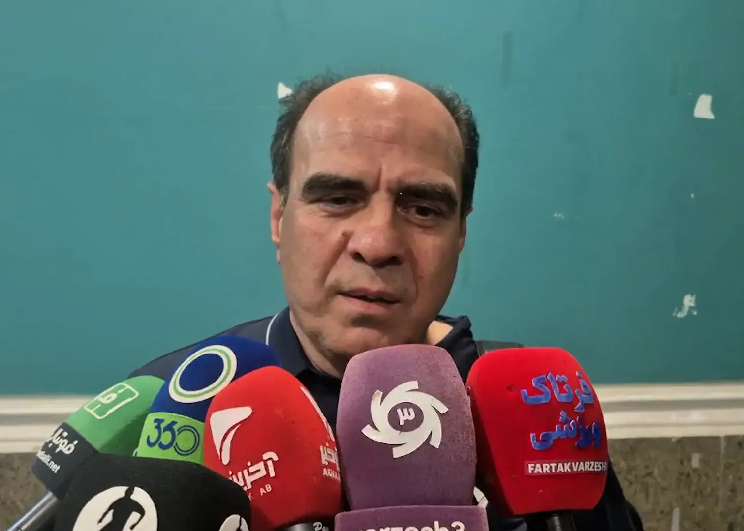 تصویر خبر: عالمی: فوتبال ارزش چنین فحش‌هایی را ندارد