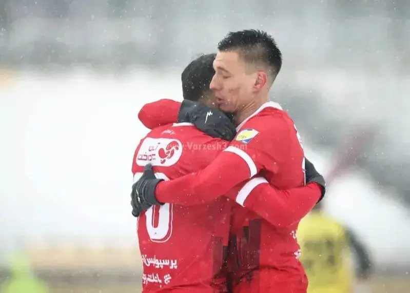 غیبت ناگهانی دو چهره کلیدی ازبکستانی پرسپولیس!