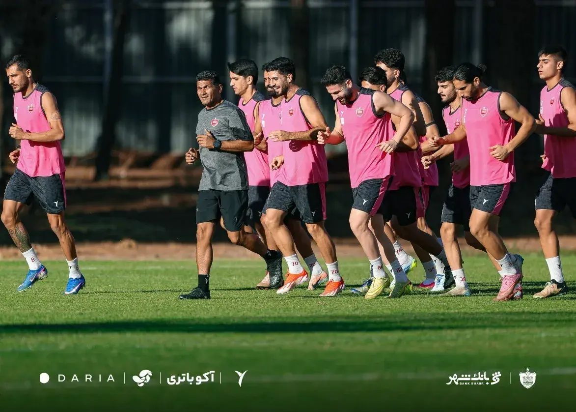 تصویر خبر: بازگشت یک مدافع به تمرینات پرسپولیس