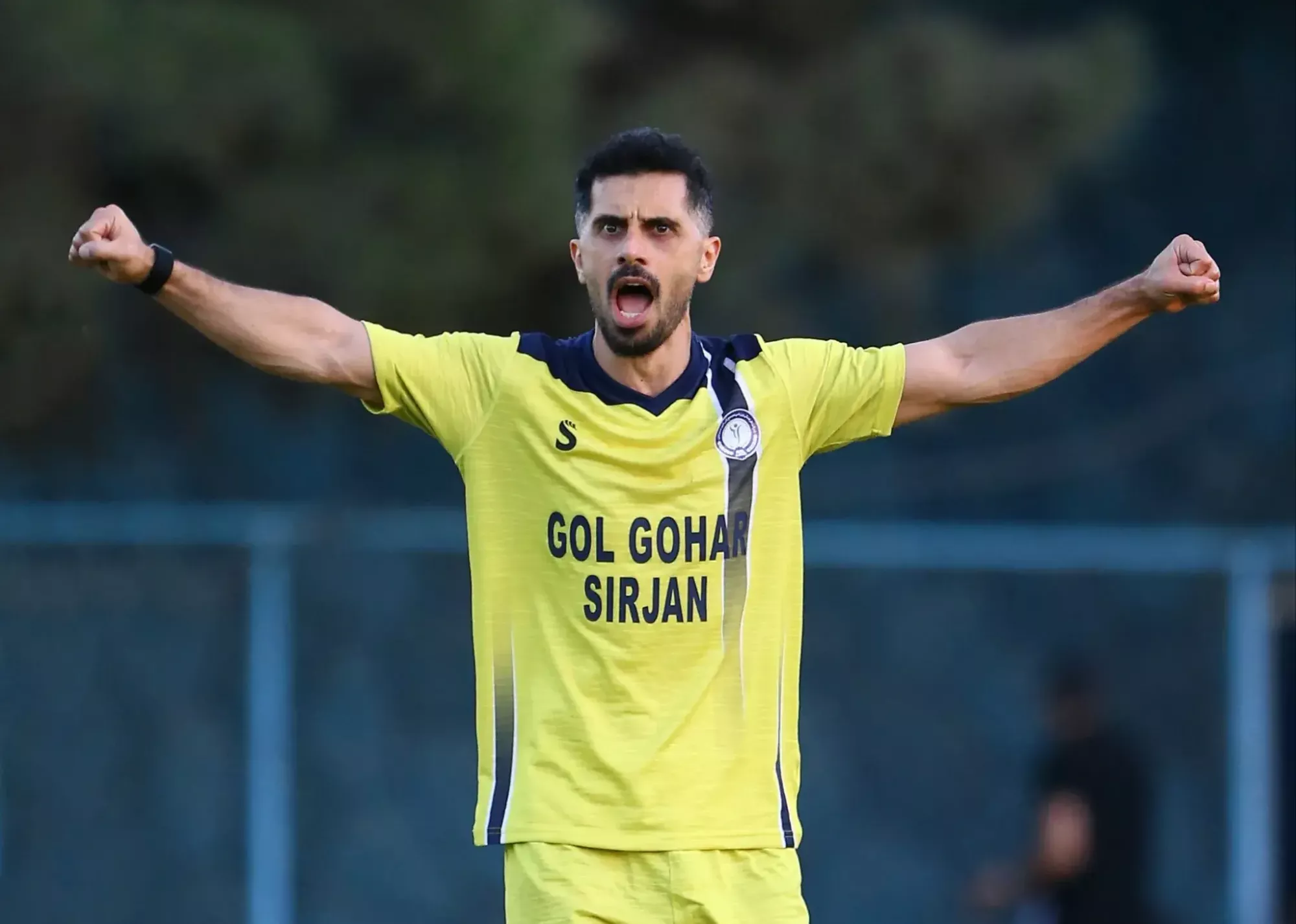 تصویر خبر: انصراف امید عالیشاه از مراسم تقدیر باشگاه پرسپولیس!