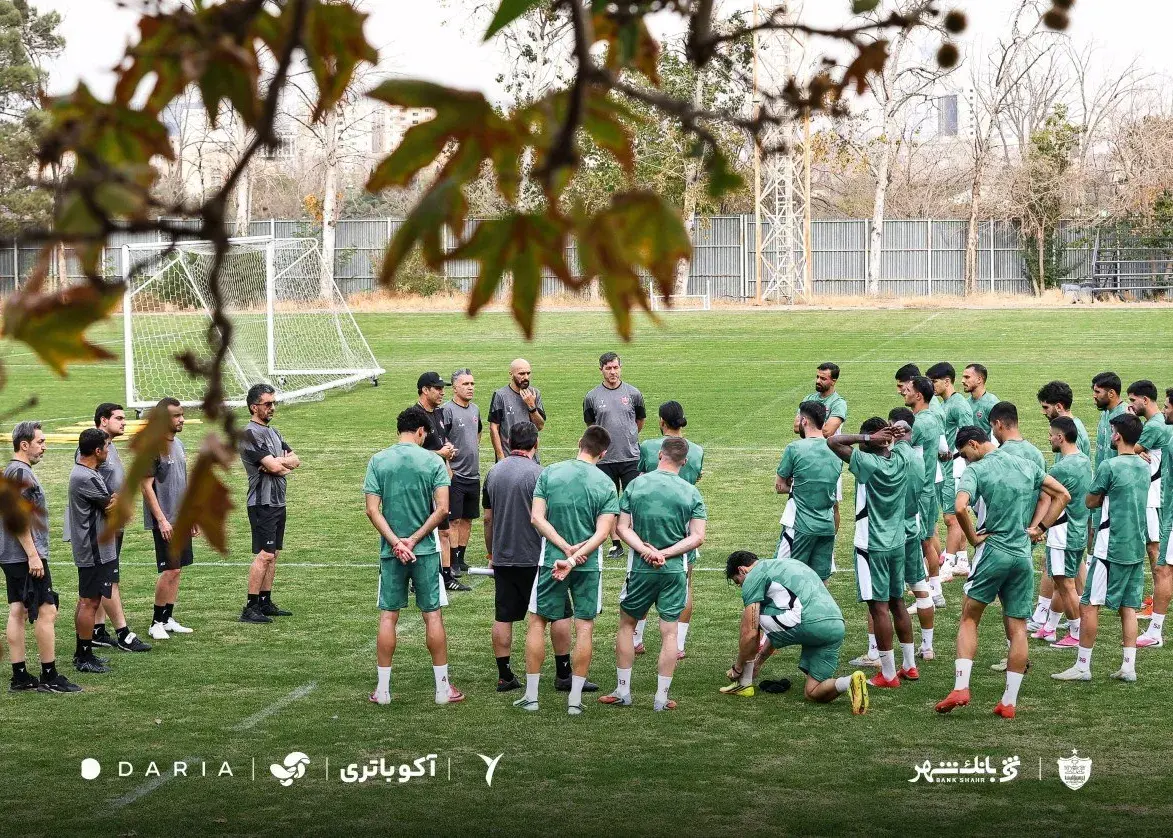 قطعی شدن غیبت دو مدافع پرسپولیس در بازی با صنعت